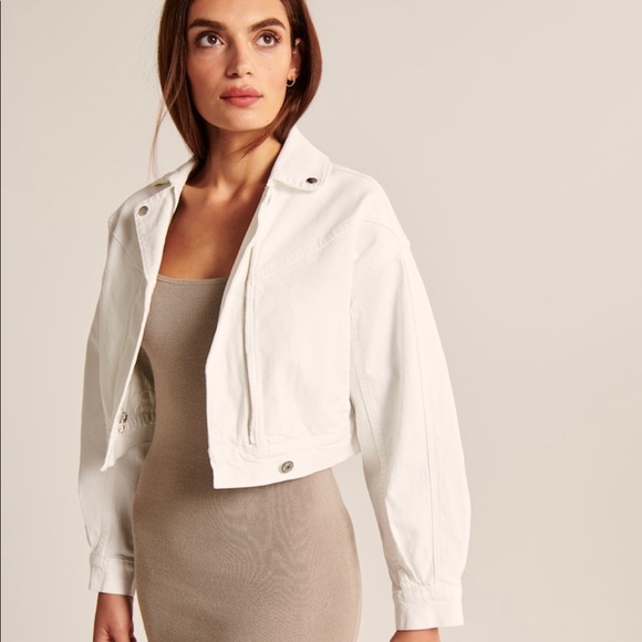 Abercrombie - Drapey White Denim Jacket - Picture 4 of 9
